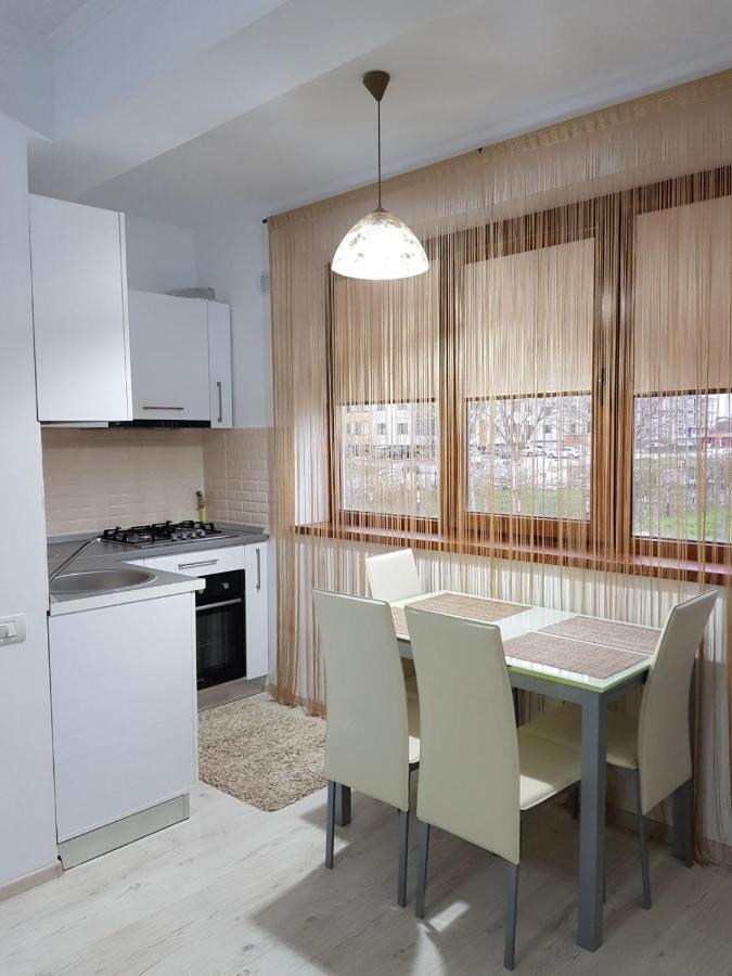 Sarah Apartment Constanta Luaran gambar