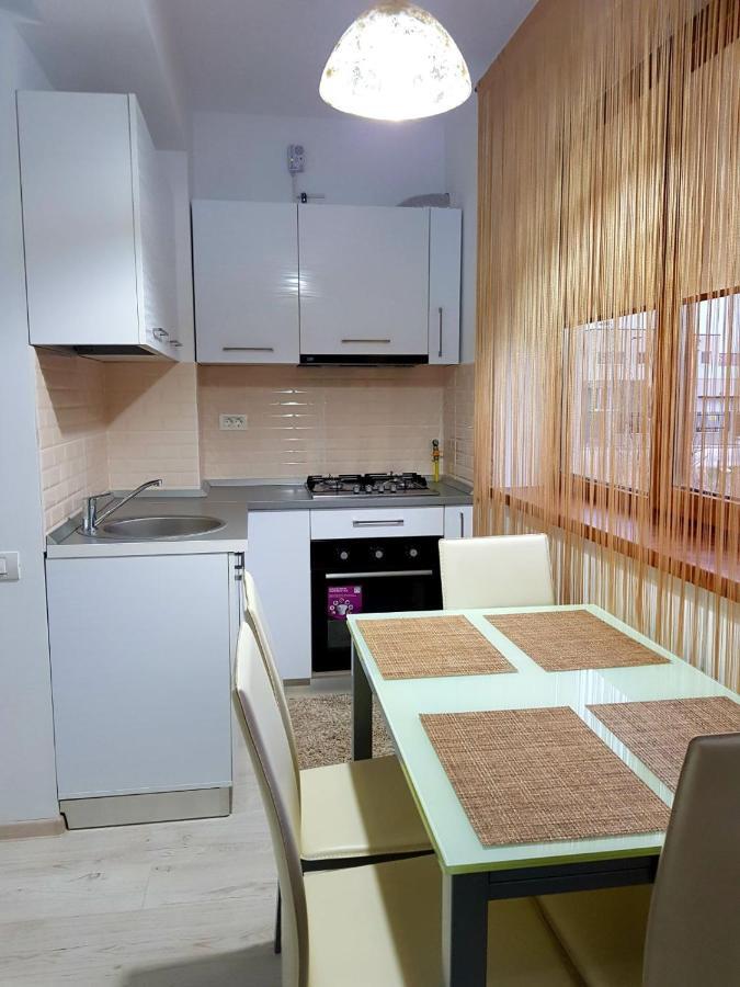 Sarah Apartment Constanta Luaran gambar
