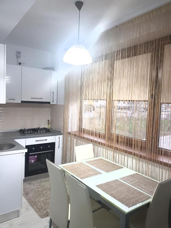 Sarah Apartment Constanta Luaran gambar